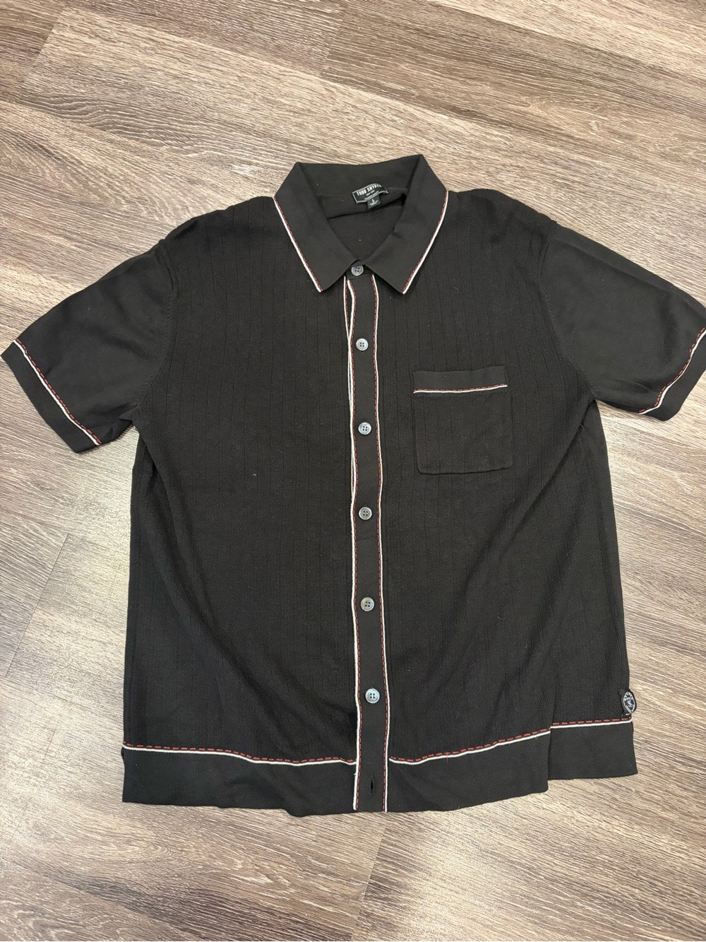 Todd Snyder Black Short-Sleeve Button-Down with Pink Contrast Piping